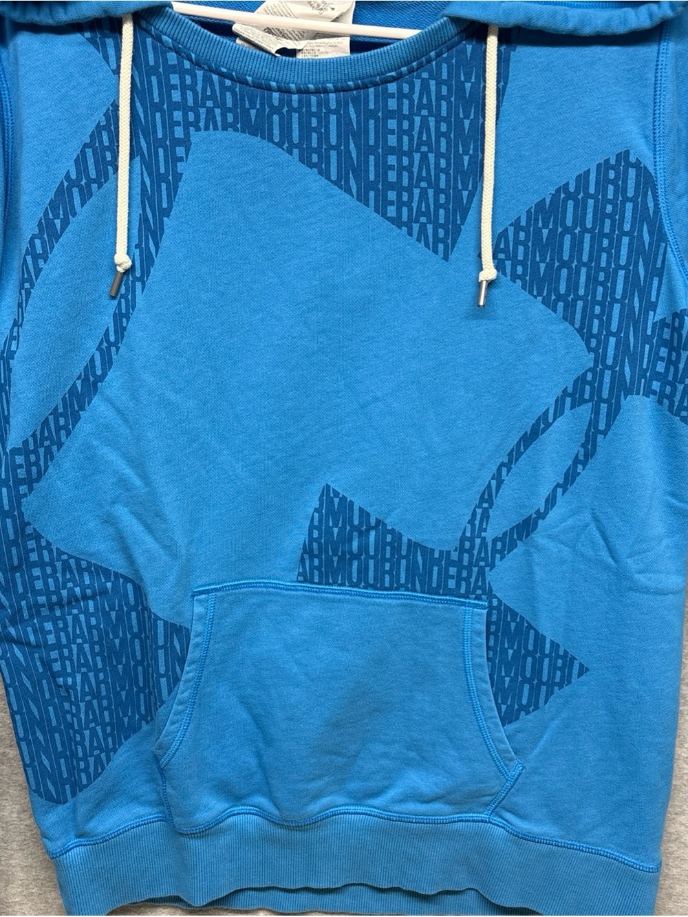 Women’s Under Armour hoodie size medium - Picture 3 of 7